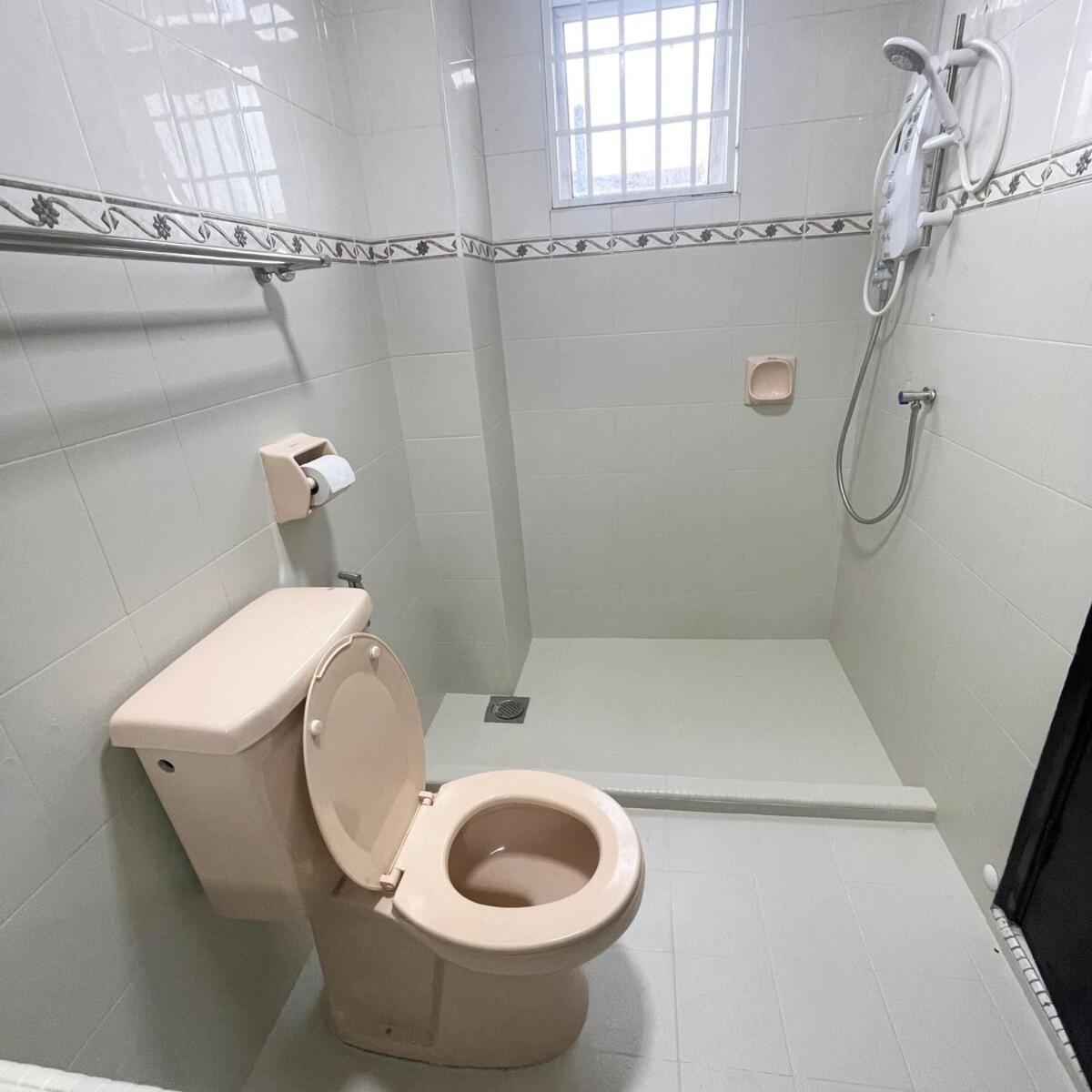 Rumah percutian Cozyhaus 9-10pax Wifi, Tvbox, Youtube