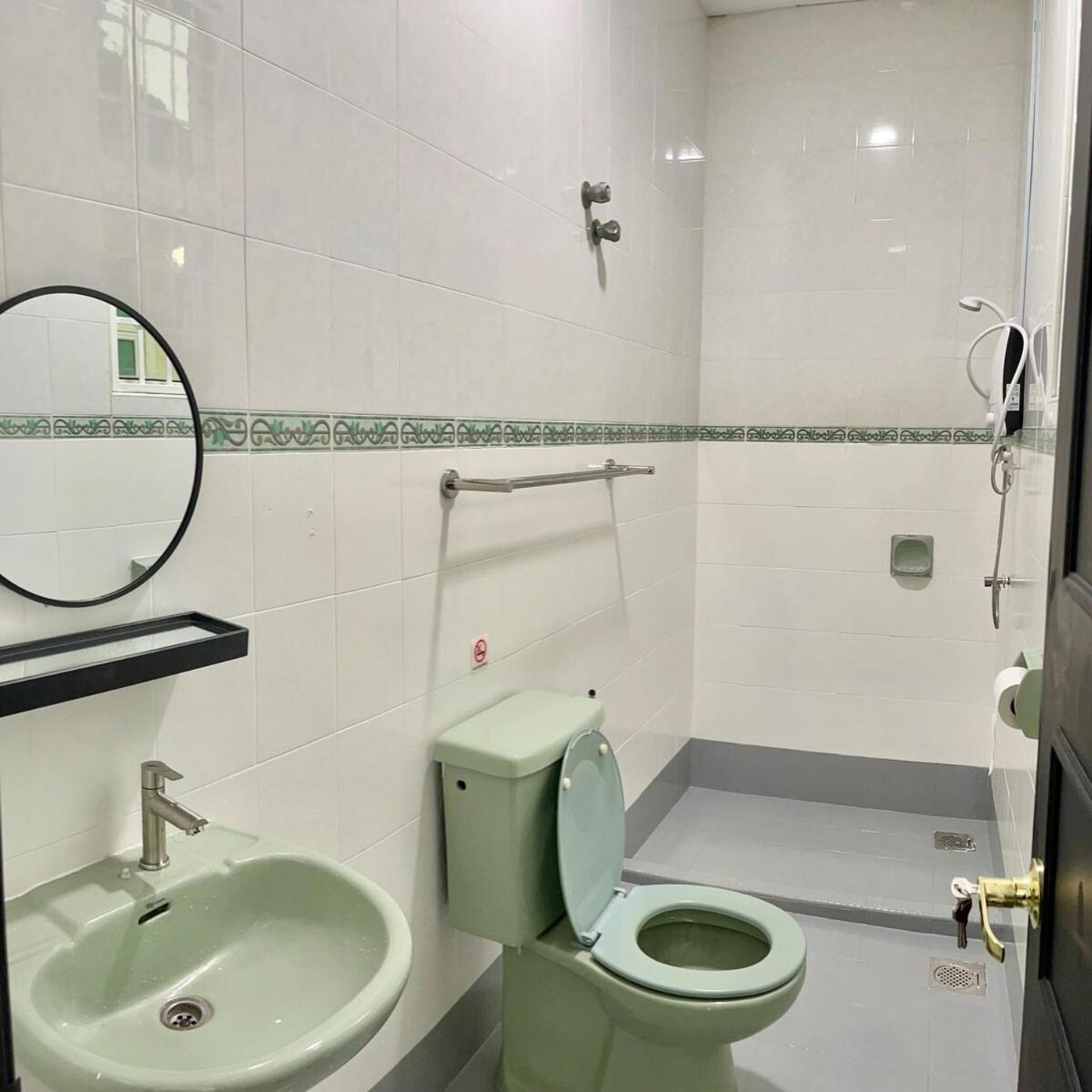 Cozyhaus 9-10pax Wifi, Tvbox, Youtube Rumah percutian Ipoh